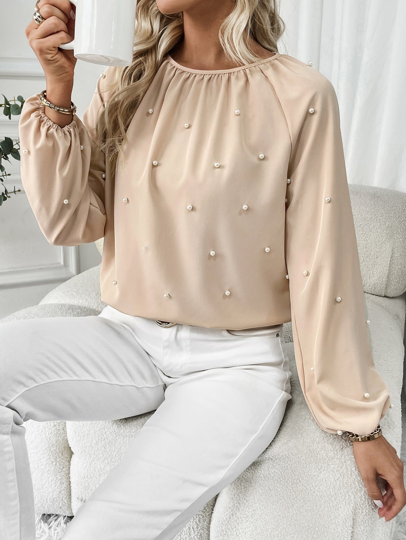 European And American Women's Round-neck Beaded Lantern Sleeve Shirt